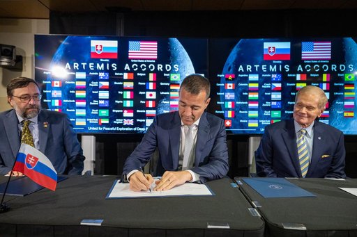 Slovakia Artemis Accords Signing
