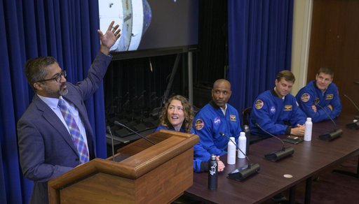 Artemis II Crew White House Staff Briefing