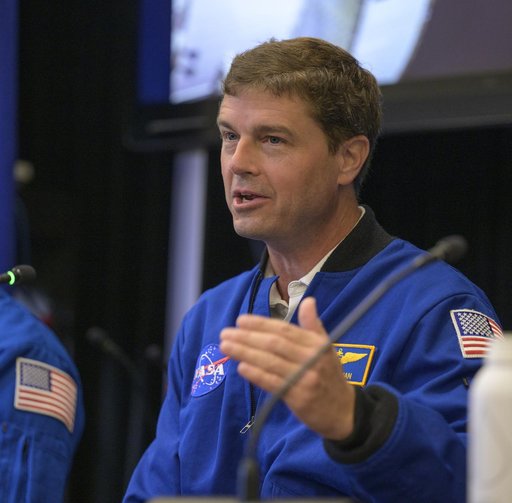 Artemis II Crew White House Staff Briefing