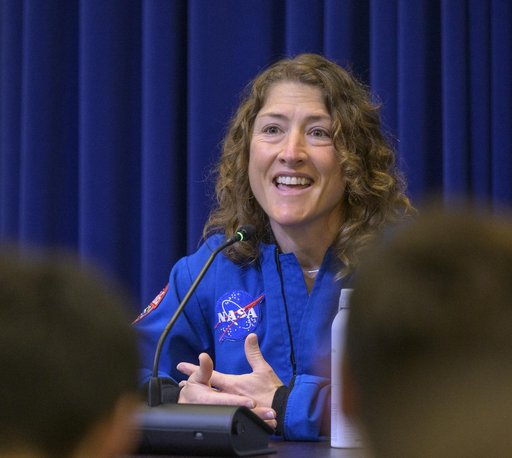 Artemis II Crew White House Staff Briefing