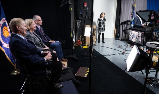 NASA Leadership Speaks with Boeing CFT Crew