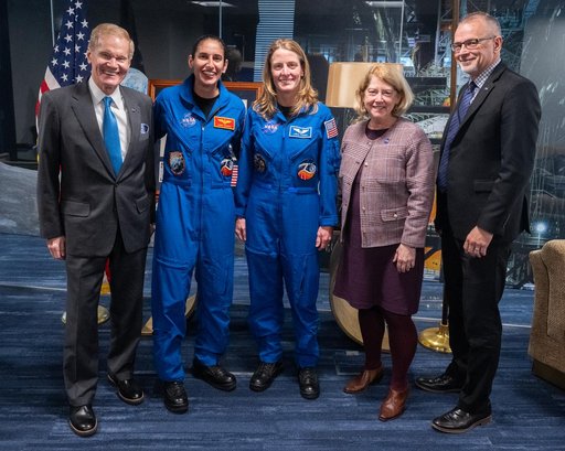 Expediton 70 Astronauts Meet with Agency Leadership
