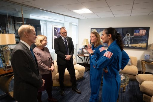 Expediton 70 Astronauts Meet with Agency Leadership