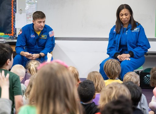 Expedition 71 Astronauts Visit Elsie Whitlow Stokes CFPCS