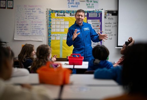 Expedition 71 Astronauts Visit Elsie Whitlow Stokes CFPCS