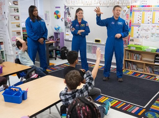Expedition 71 Astronauts Visit Elsie Whitlow Stokes CFPCS