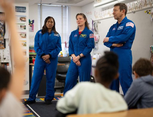 Expedition 71 Astronauts Visit Elsie Whitlow Stokes CFPCS