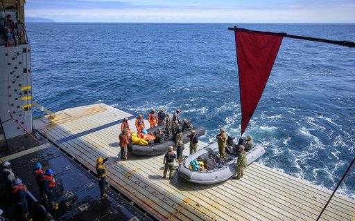 NASA Artemis Underway Recovery Test 12