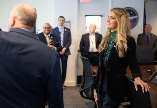 SBA Administrator at NASA Headquarters