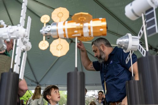 NASA STEM Activities at the White House Easter Egg Roll