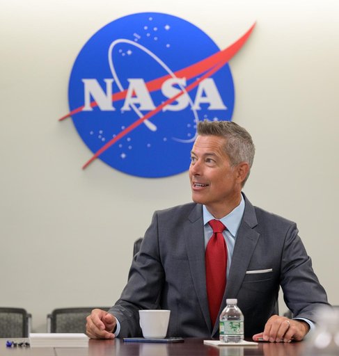 Acting Administrator Sean Duffy Meets with Senior Leadership