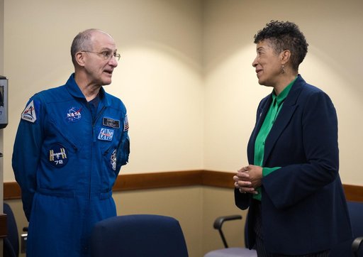 Expedition 72 Silver Snoopy Awards