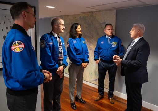 Expedition 72 Astronauts at the Embassy of Slovenia
