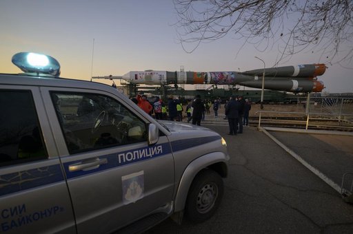 Expedition 74 Soyuz Rollout