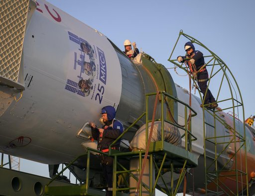 Expedition 74 Soyuz Rollout