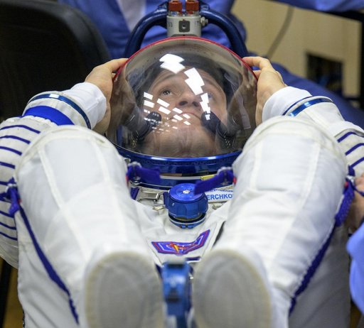 Expedition 74 Preflight