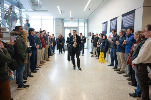 Administrator Isaacman Visits Goddard