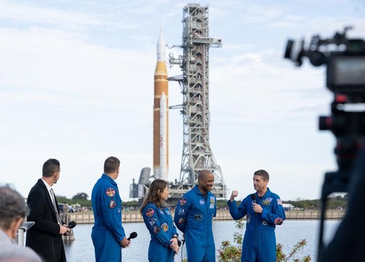 Artemis II Rollout