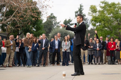 Administrator Isaacman Visits JPL