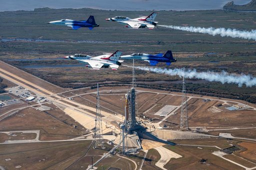 Administrator Isaacman F-5s and USAF Thunderbirds F-16s Flight