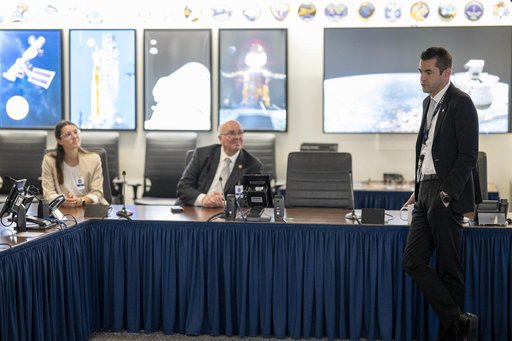 Embry‑Riddle students visit NASA HQ