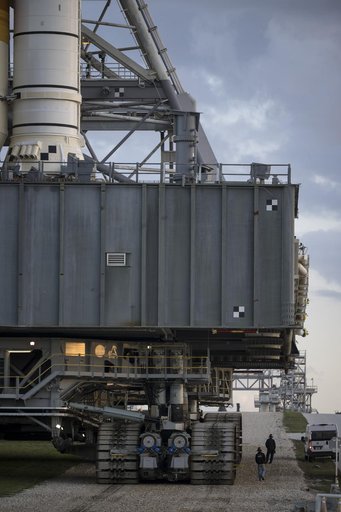 Artemis II Rollout