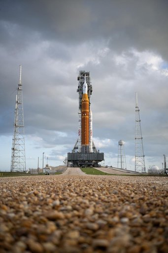 Artemis II Rollout