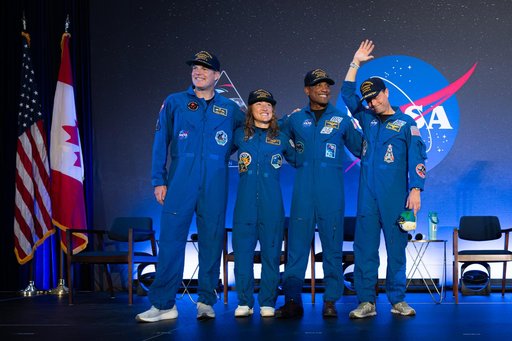 Artemis II Crew Returns to Houston