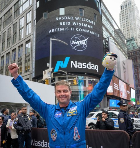 NASA Artemis II Crew Rings Nasdaq Closing Bell