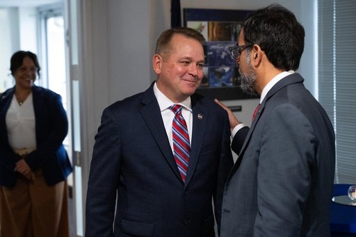 NASA Deputy Administrator Matt Anderson Arrives at NASA Headquar