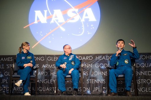 (Frontier Forum Talk with Crew of Expedition 73/74)