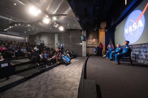 (Frontier Forum Talk with Crew of Expedition 73/74)