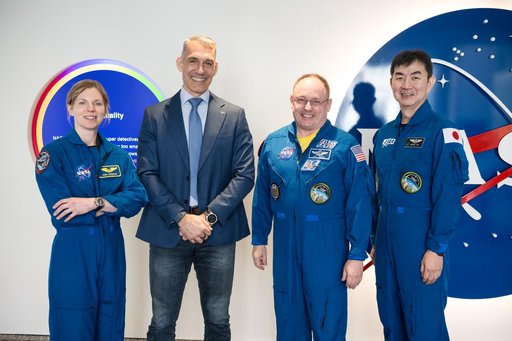 Expedition 73 and 74 Tour Earth Information Center