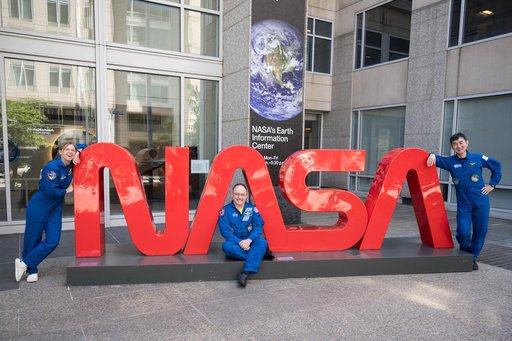 Expedition 73 and 74 Tour Earth Information Center