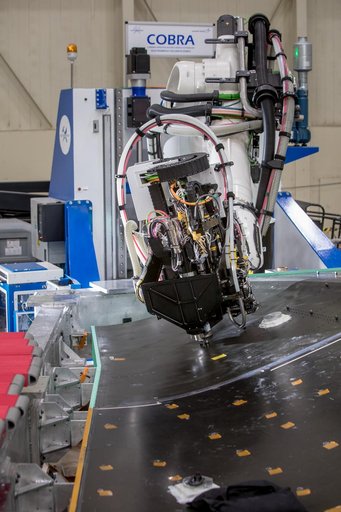 SEG 410 Main Wing, COBRA Drillng Machine, Drilling Lower Wing Sk