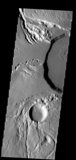 Ceraunius Tholus