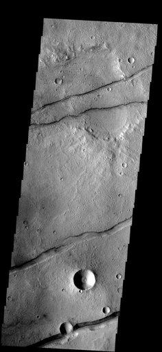 Sirenum Fossae