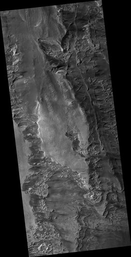 Layers in Galle Crater