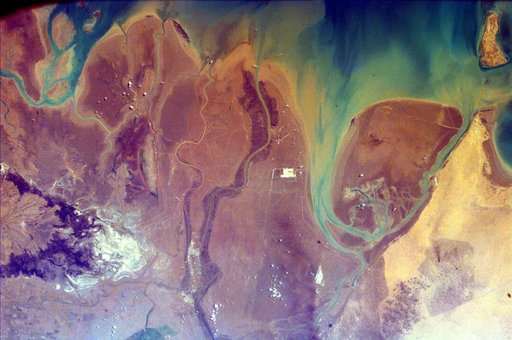 The Persian Gulf and the Delta of the Tigris and Euphrates Rivers, Kuwait, Iraq, and Iran