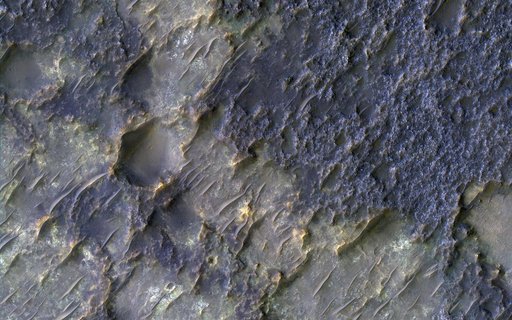 Contact between Two Distinct Types of Bedrock Northwest of Hellas Planitia
