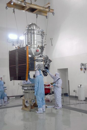 NASA WISE Spacecraft Lowered Toward Test Stand