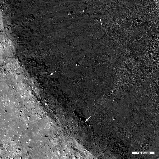Linn&eacute; Crater