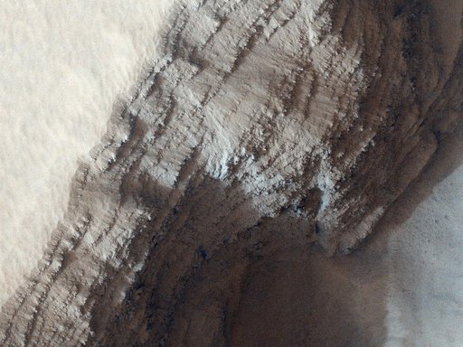 Layers in Arsia Mons Volcano