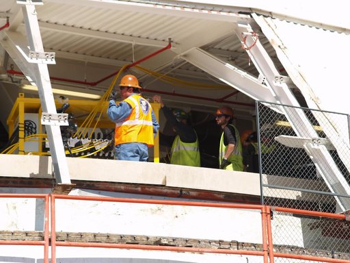 Jacking up the Antenna
