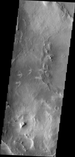 Triple Tails of Windstreaks