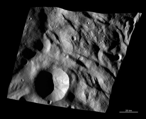 Complex Surface Texture in Vesta Southern Hemisphere