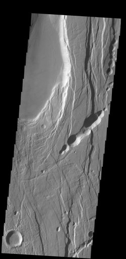 Ceraunius Fossae