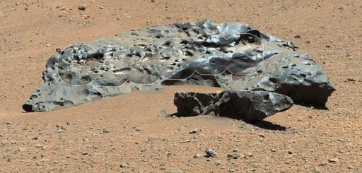 Curiosity Finds Iron Meteorite on Mars