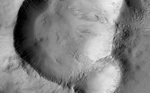 Triple-Crater in Elysium Planitia