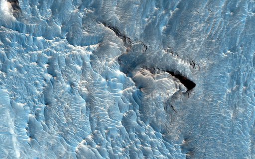 A Light Toned Deposit in Aureum Chaos